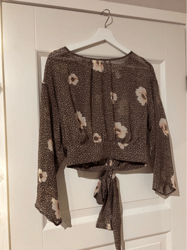 H&m kukkapusero