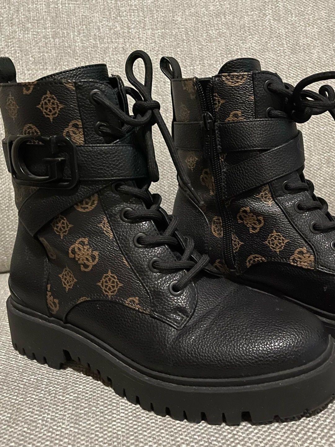 Guess shoes