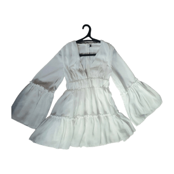 Valkoinen mekko kellohihat White dress Bell sleeve