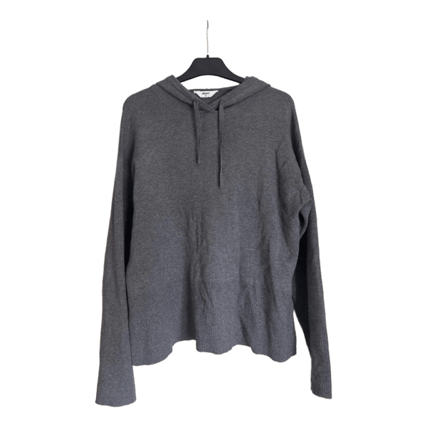 Grå stickad hoodie