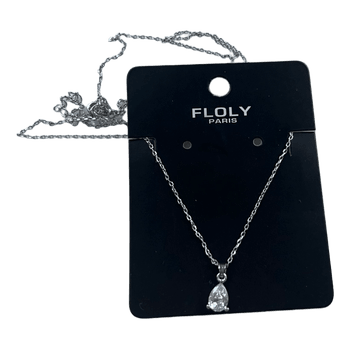 Hopeinen kaulakoru riipuksella