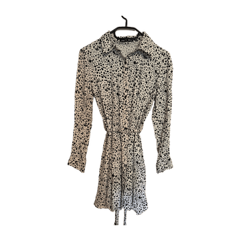 White black spotted shirt dress