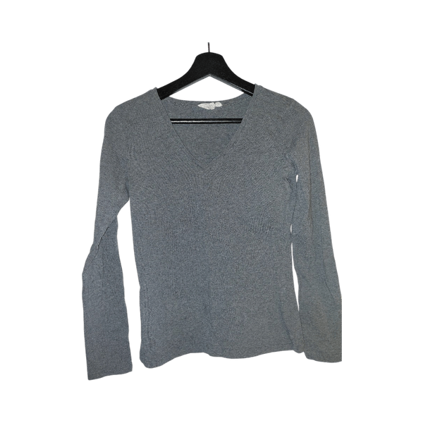 Grey v-neck long sleeve top