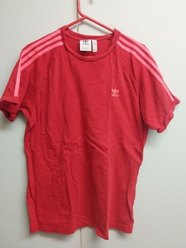 Adidas-t-paita