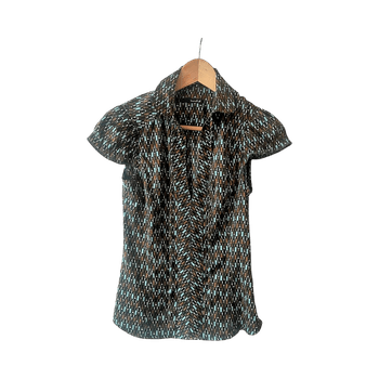 Patterned short sleeve blouse