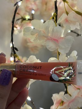 Victoria's Secret lip gloss