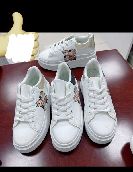 White bee sneakers