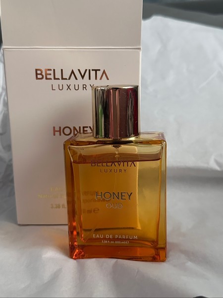 Bella Vita Honey Oud perfume