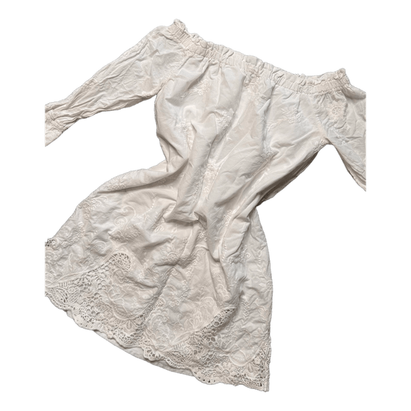 White off-shoulder lace dress