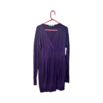 Violetti pitkähihainen mekko