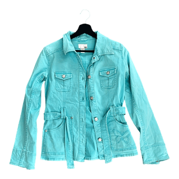 Turkoosi farkkutakki perhoskirjailulla