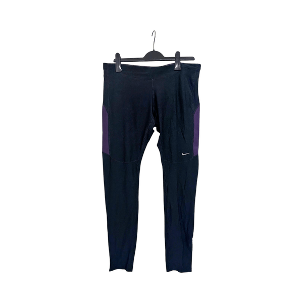 Nike juoksutrikoot