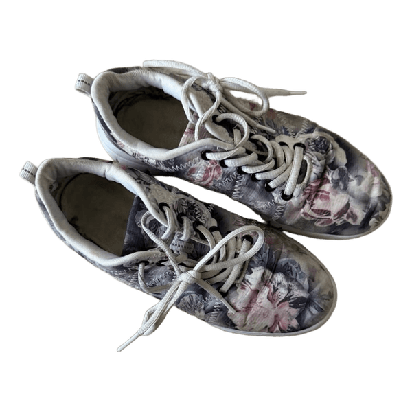 Floral print sneakers