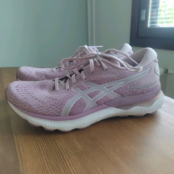 Asics sports shoes