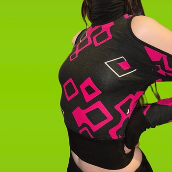 Vintage black and Pink geometric cold shoulder top