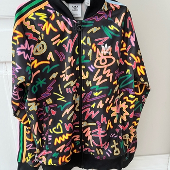 Adidas-verkkapuku