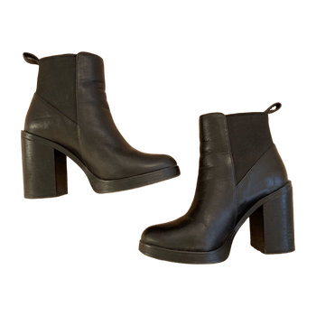 Steve madden boots