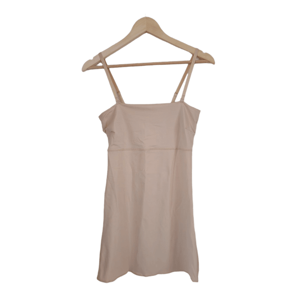 Beige alusmekko