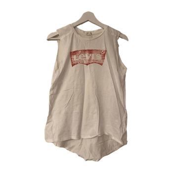 Levi’s top