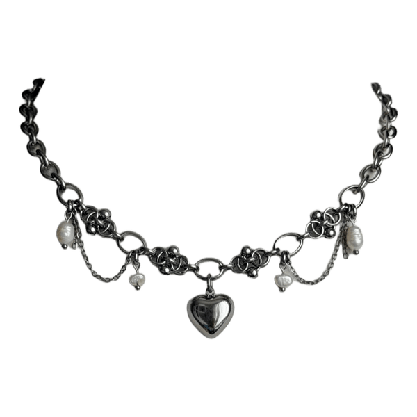 Princess heart necklace
