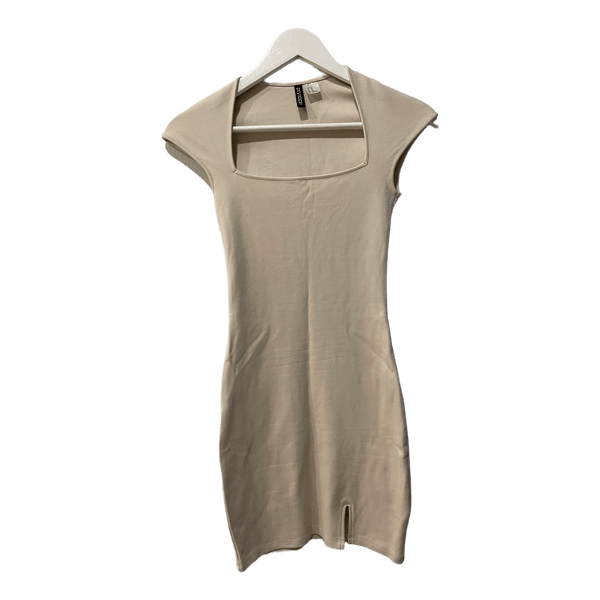 Beige minimekko