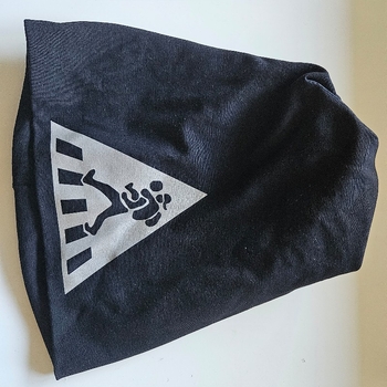 Musta pipo heijastin logo