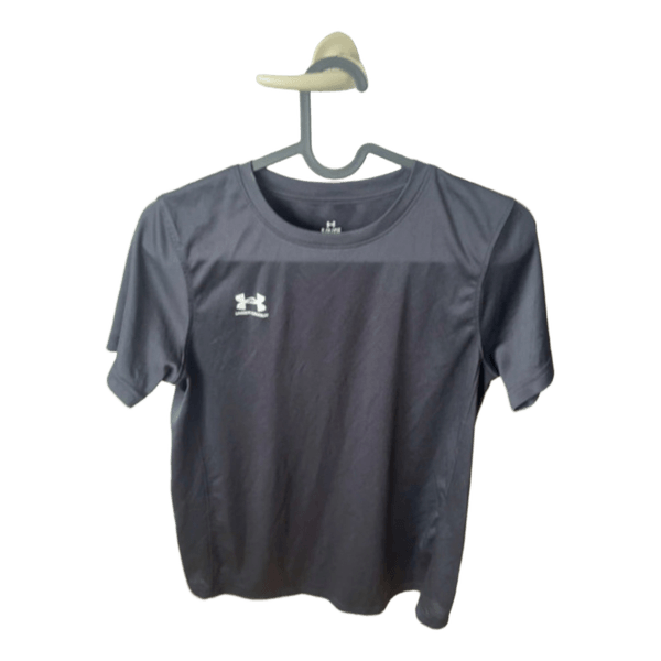 Under Armour t-shirt