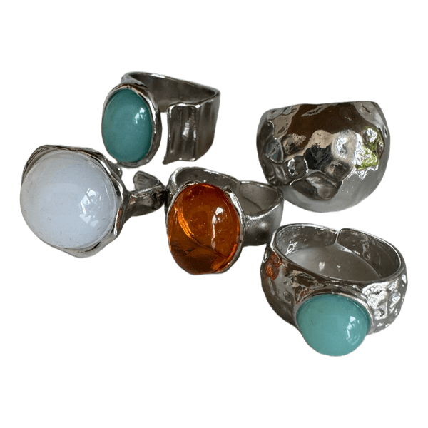 Silver rings set