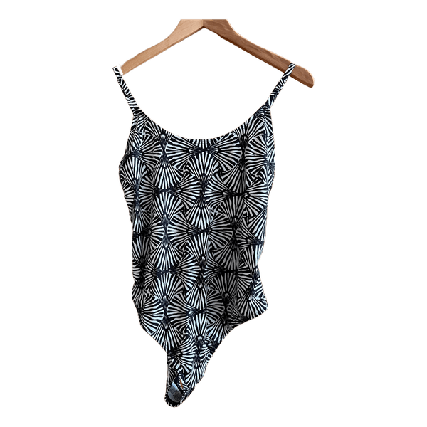 Primark maudymosi kostiumelis