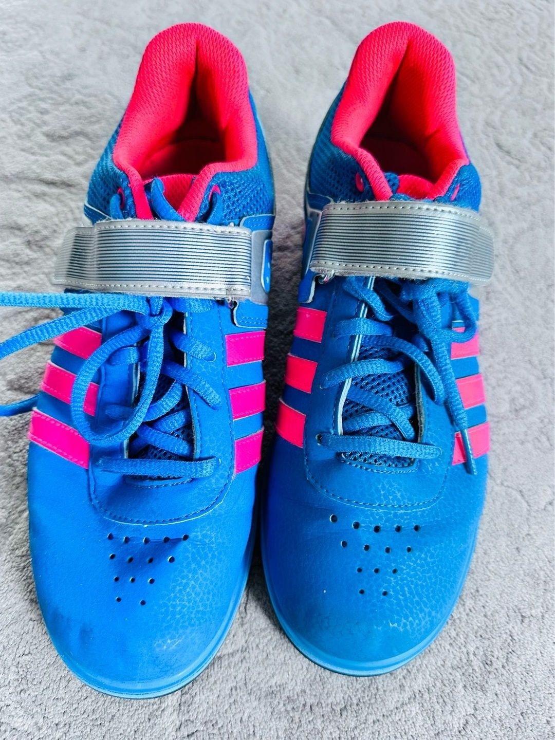 Adidas sports shoes