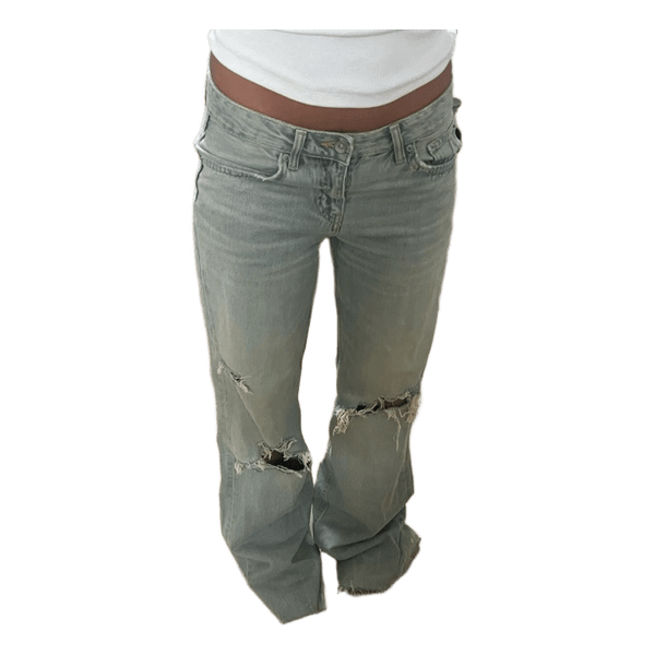 Lyseblå Zara jeans med huller