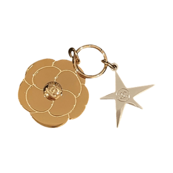 Chanel todella kaunis charmi/ riipus. 