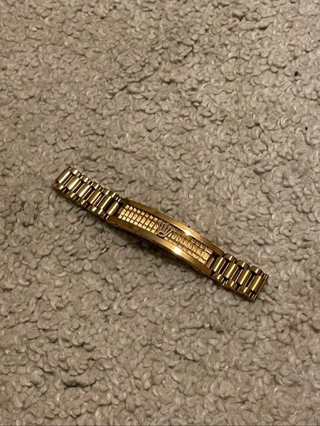 Guld armbånd