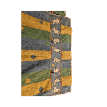 Värikäs kylpypyyhe