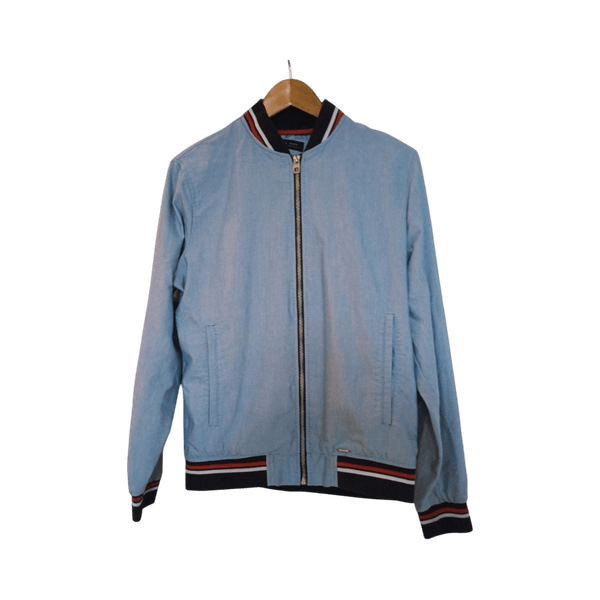 vaaleansininen bomber-takki