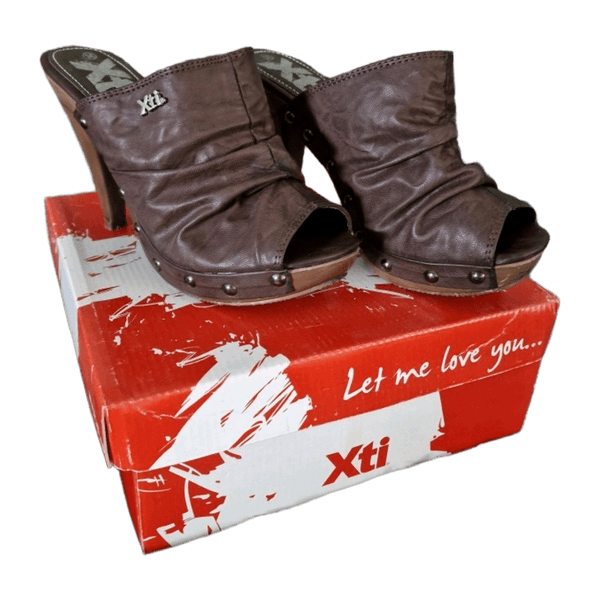 Xti heels