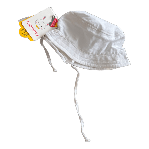 White baby sun hat