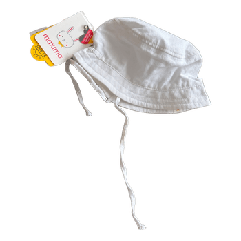 White baby sun hat