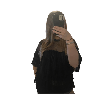 Mustapitsinen läpikuultava paita