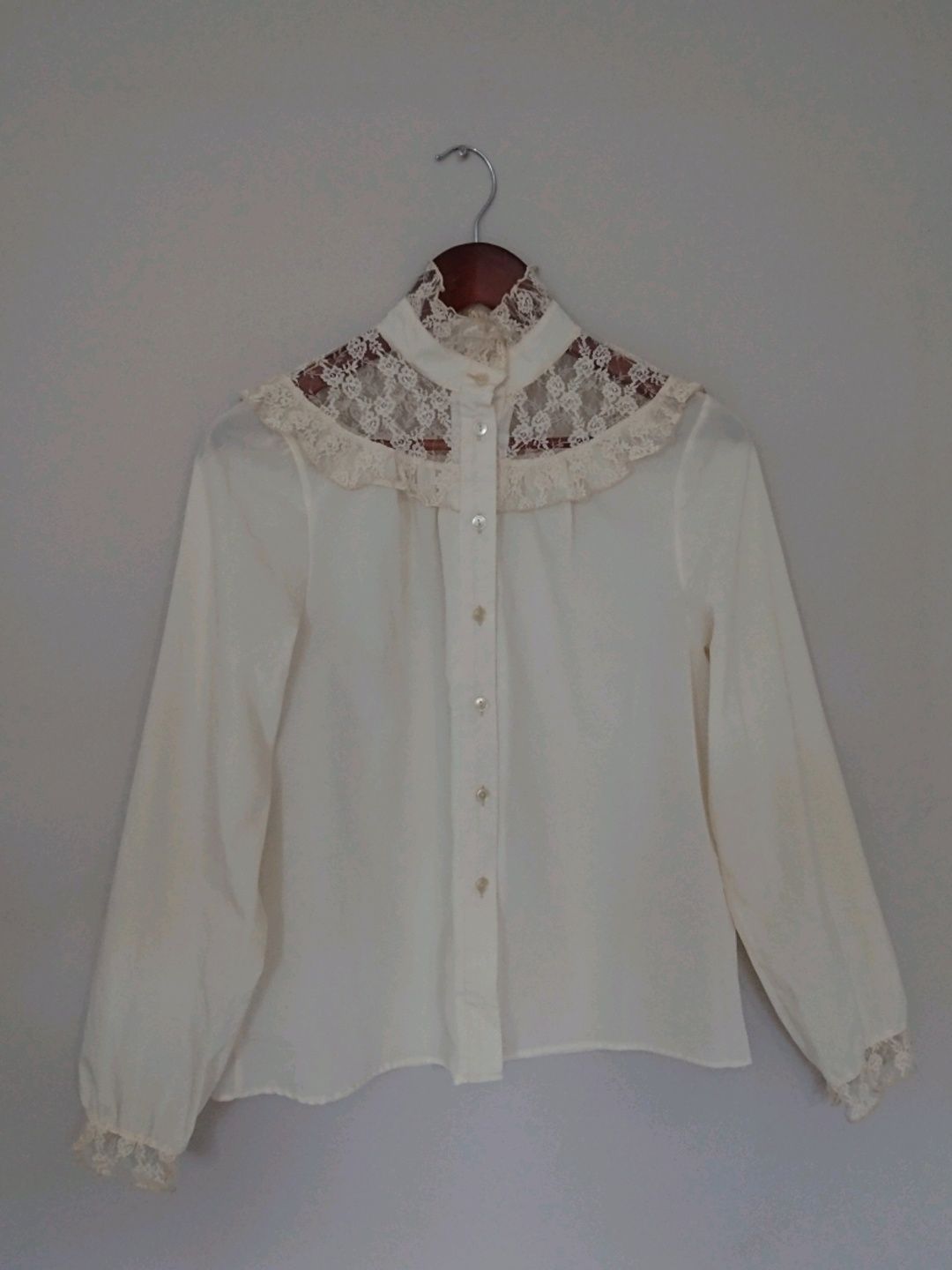 Wimple blouse