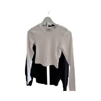 valkoinen ribattu paita