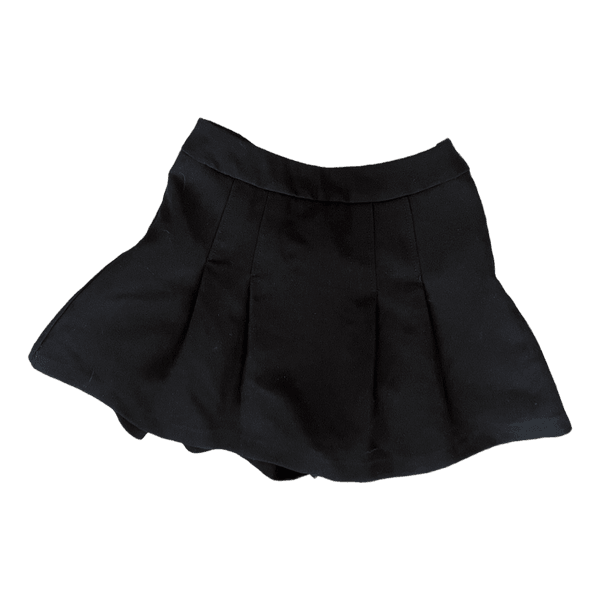Black skort
