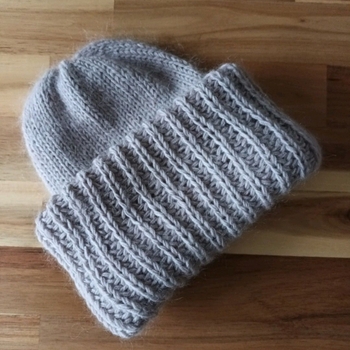 Merino-mohair beanie