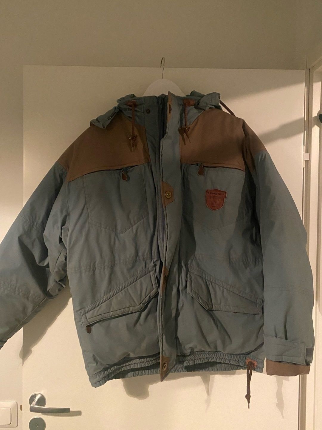 Tension coat