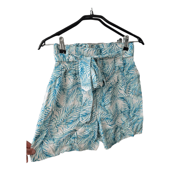 Blue palm print shorts. Hailys šortai