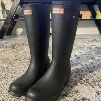 Hunter shoes