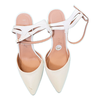 White heels with straps
