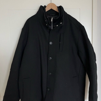 Jack & Jones miesten talvitakki