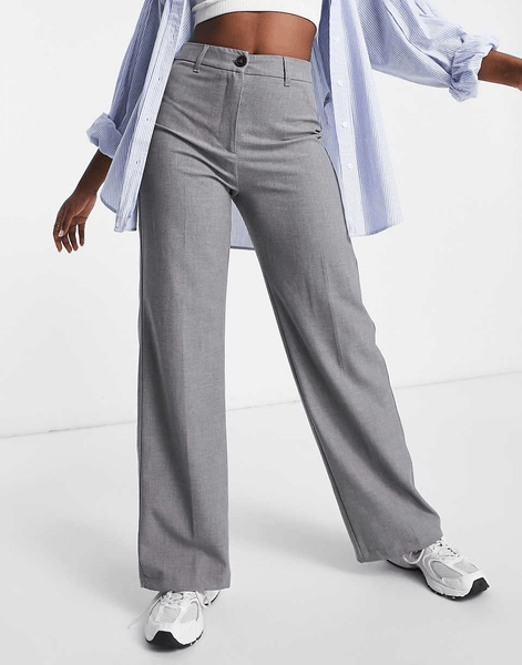 Wide leg tailored trousers