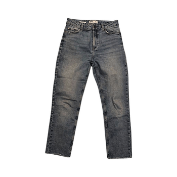 Vaaleat korkeavyötäröiset farkut Bershka